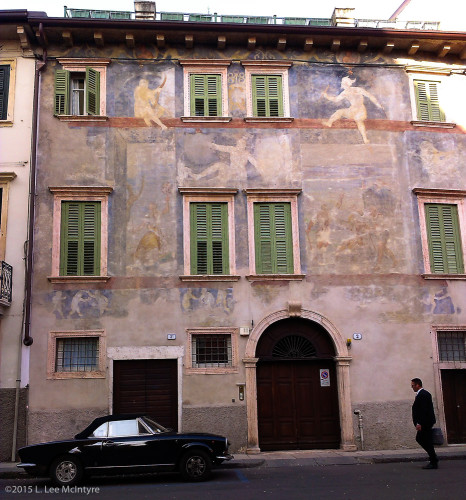 Unusual fresco remnant, Verona