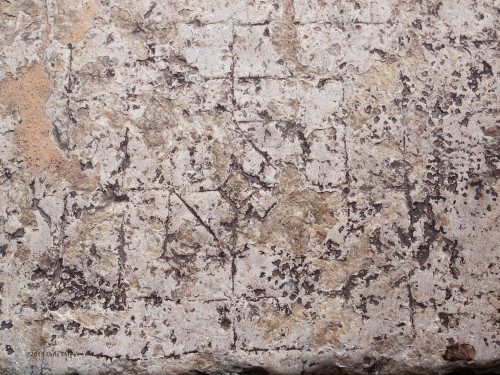 Game board #1 at the Verona Cathedral Cloister