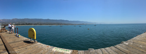 An iCurve view from the pier at the beach and hills