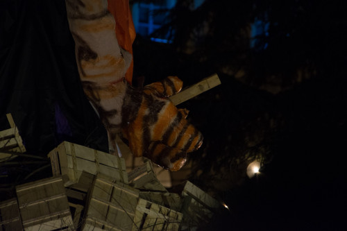 Befana Effigy - hand detail